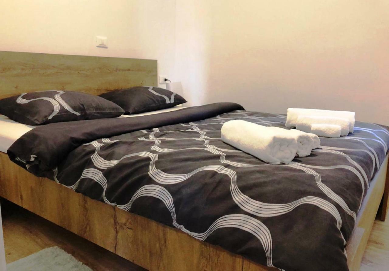 Monte B. Exclusive Apartment روفينج المظهر الخارجي الصورة